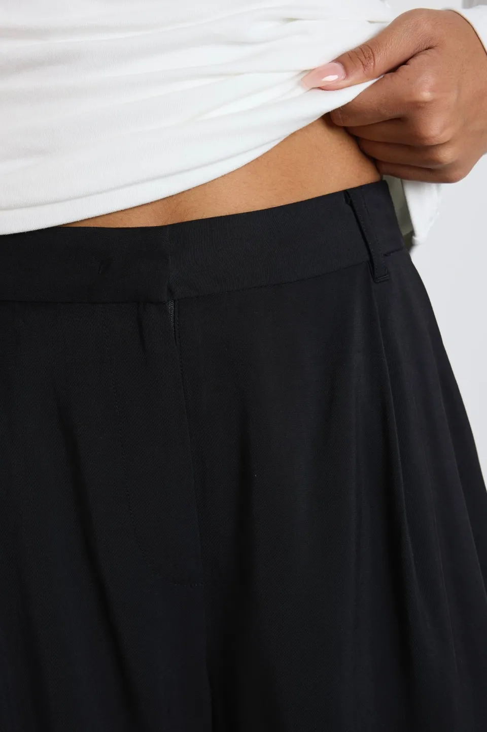 Ivy + Jack Confidential Black Soft Touch Longer Length Elastic Back Pants