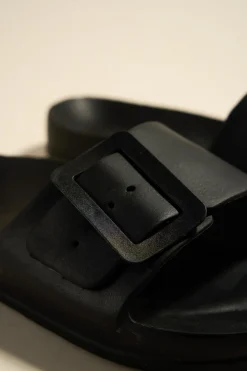Love Lulu Cool Black Single Buckle Slides