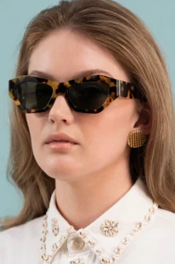Isle of Eden Emily Tortoise Sunglasses