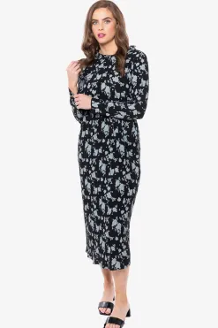Leila + Luca Essense Black Blue Rose Crinkle LS Shift Dress