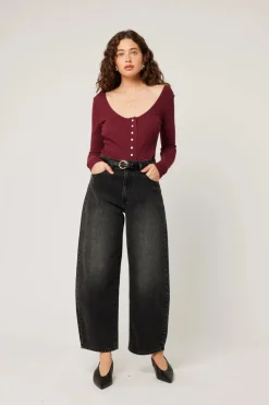 Rollas Gigi 80s Black Mid Barrel Jean