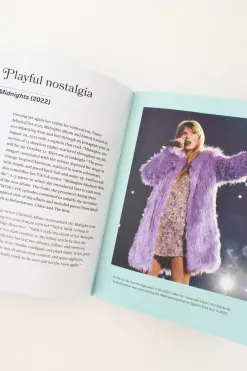 Bookreps NZ Icons of Style: Taylor Swift