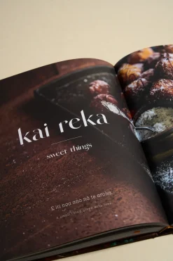 Bateman Books Kai Feast