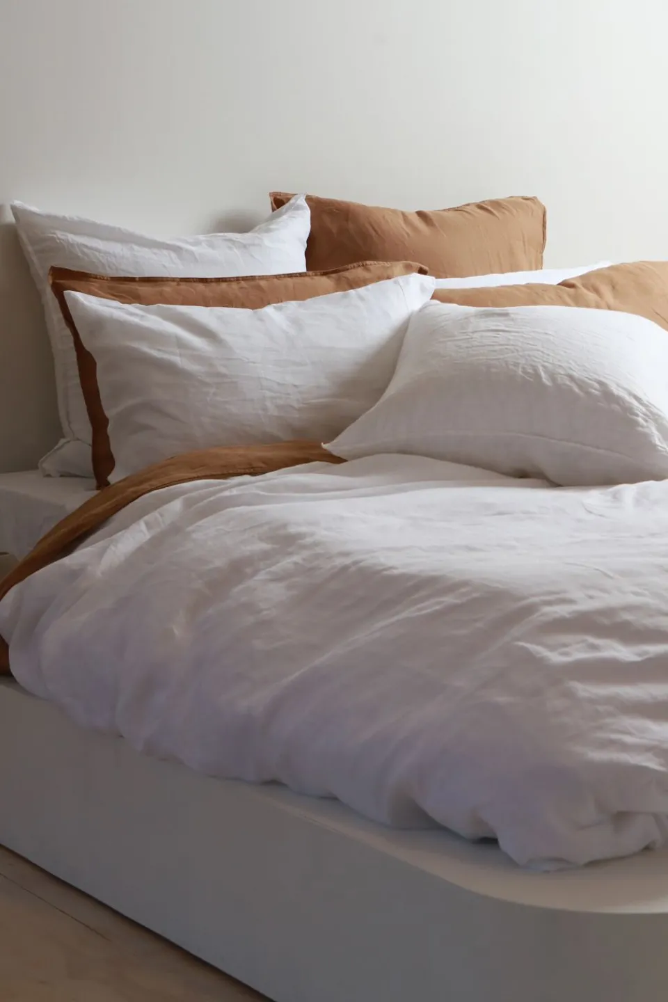Home Lab Linen Duvet Cover Set White King