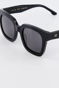 Isle of Eden Maleika Black Sunglasses