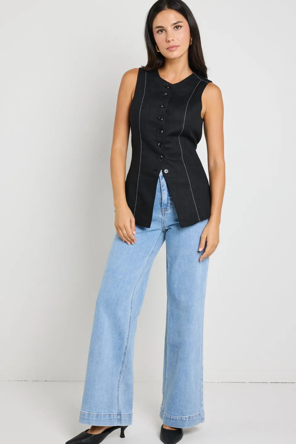 RE:UNION Label Polarity Black Ramie Crew Neck Fitted Vest