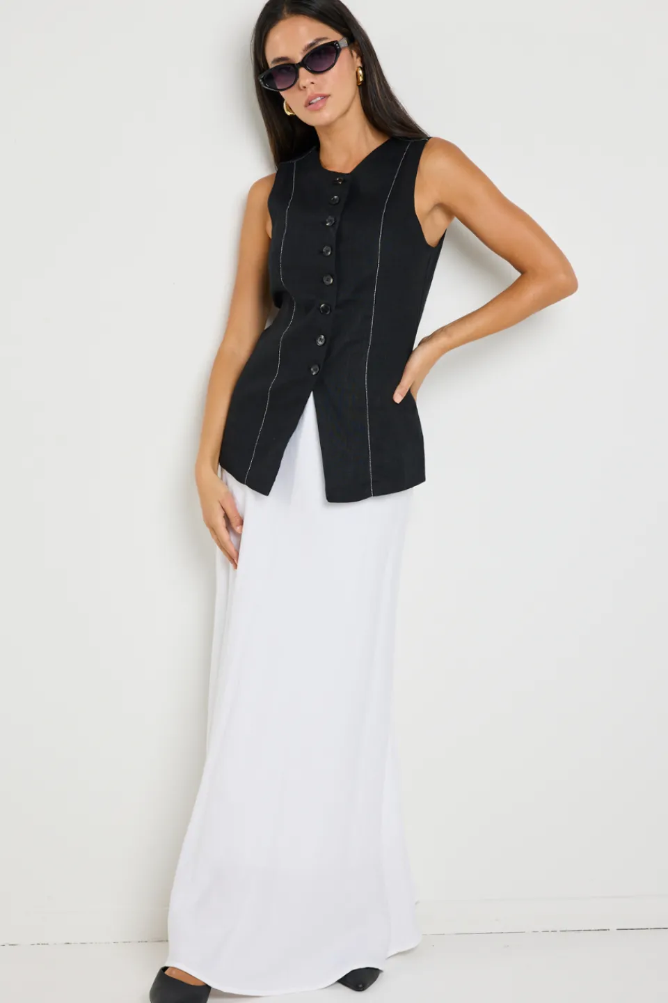RE:UNION Label Polarity Black Ramie Crew Neck Fitted Vest