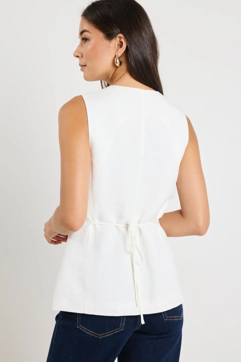 RE:UNION Label Polarity Ivory Linen Viscose Crew Neck Fitted Vest