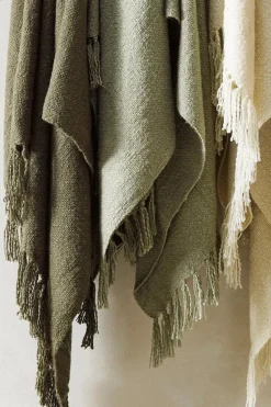 Baya Serenade Olive Acrylic 125x150cm Throw