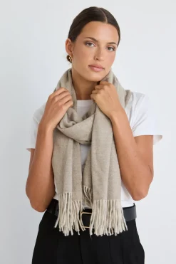 Queen of the Foxes Simple Moss Winter Scarf