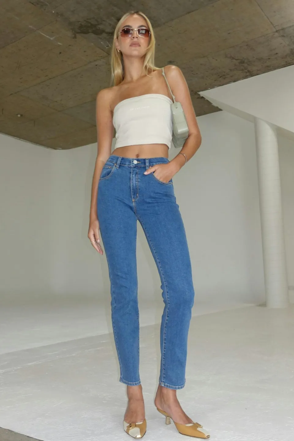 Abrand Jeans 95 Stovepipe Liliana Blue Slim Mid Rise Denim Jean