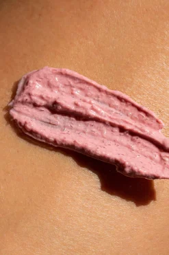 Stray Willow Sweet Muse Exfoliating Pink Body Mask