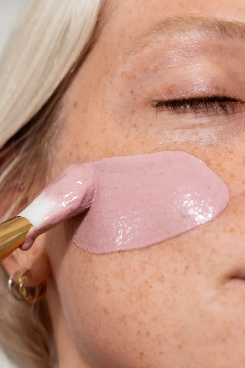 Stray Willow Sweet Muse Pink Vitamin C Facial Mask