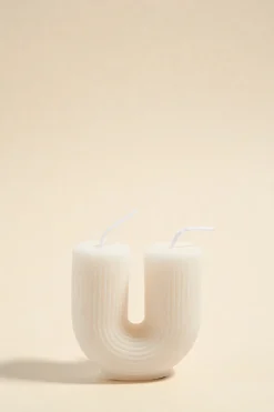 Flo's Home U Shape Handmade Soy Ivory Candle