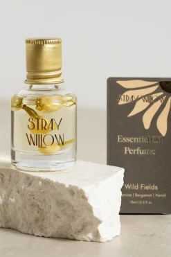 Stray Willow Wild Fields 15ml Green Roll On Essential Oil Perfume