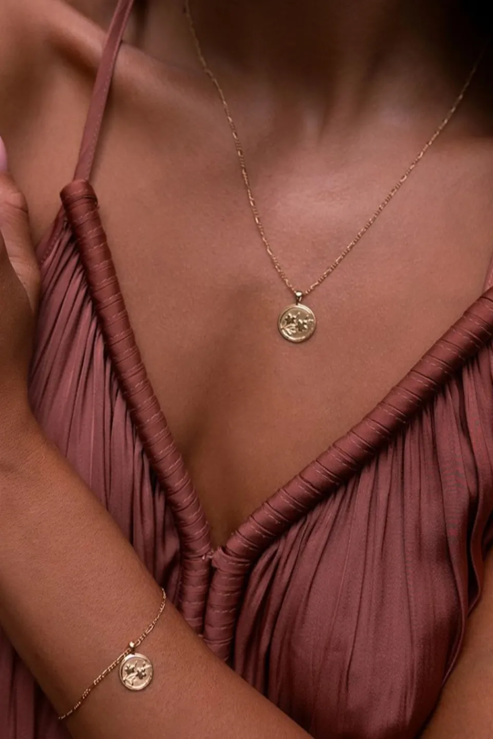 Love Lunamei Zen Gold EOL Circle Pendant Necklace