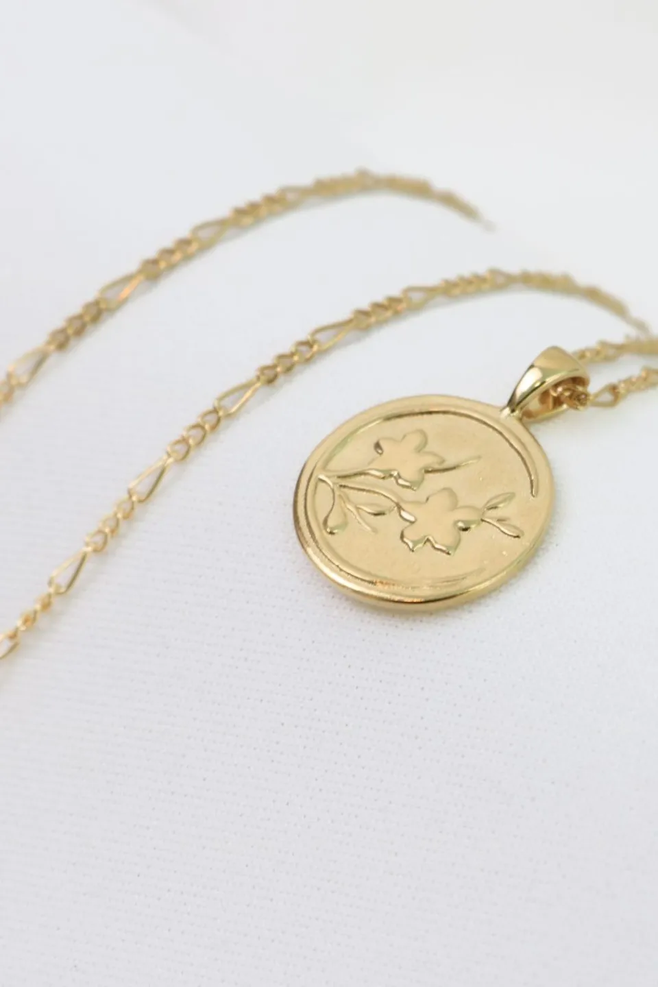 Love Lunamei Zen Gold EOL Circle Pendant Necklace
